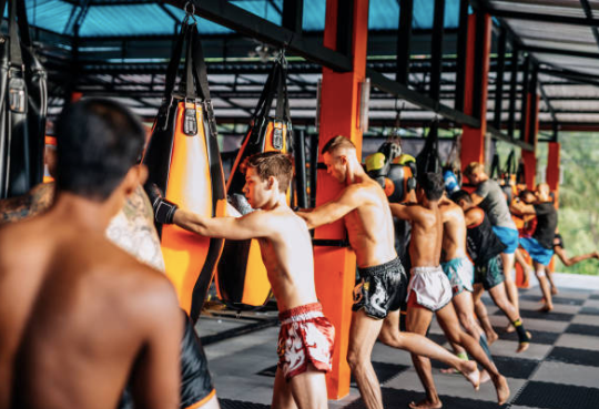 Entrenamiento saco muay thai