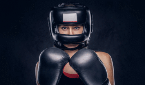 Casco de boxeo con barra frontal